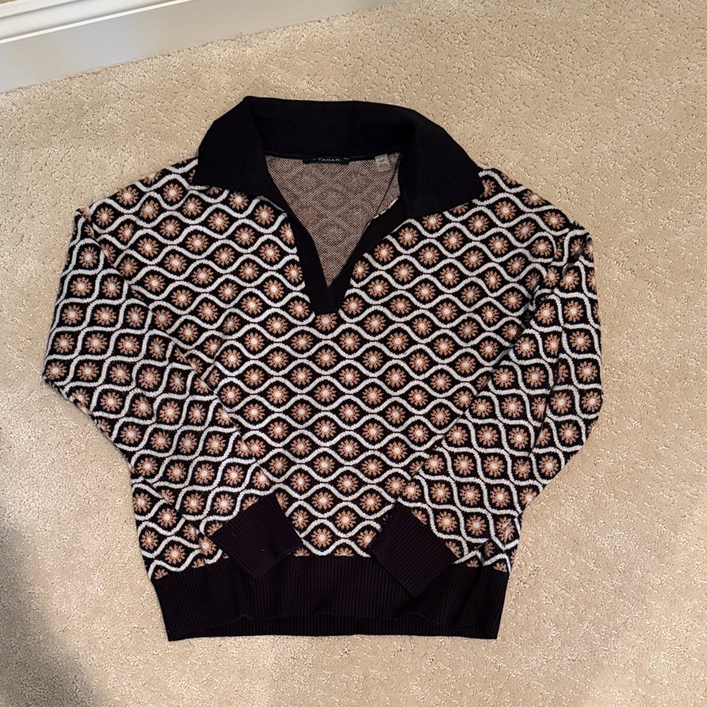 Tahari Women’s Black and Brown Patterned Sweater
